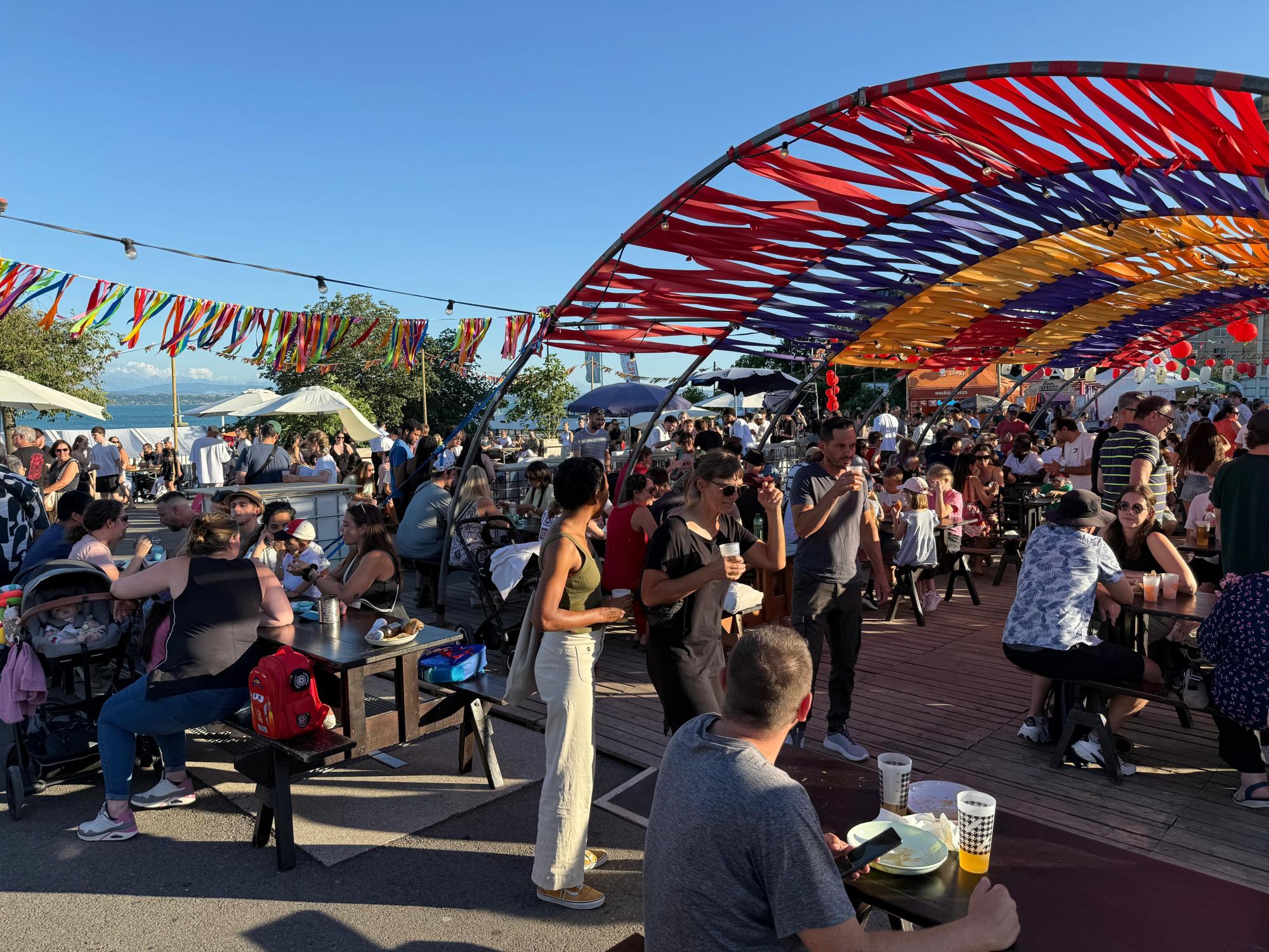 NEUCHÂTEL STREET FOOD FESTIVAL - Jura & Trois-Lacs